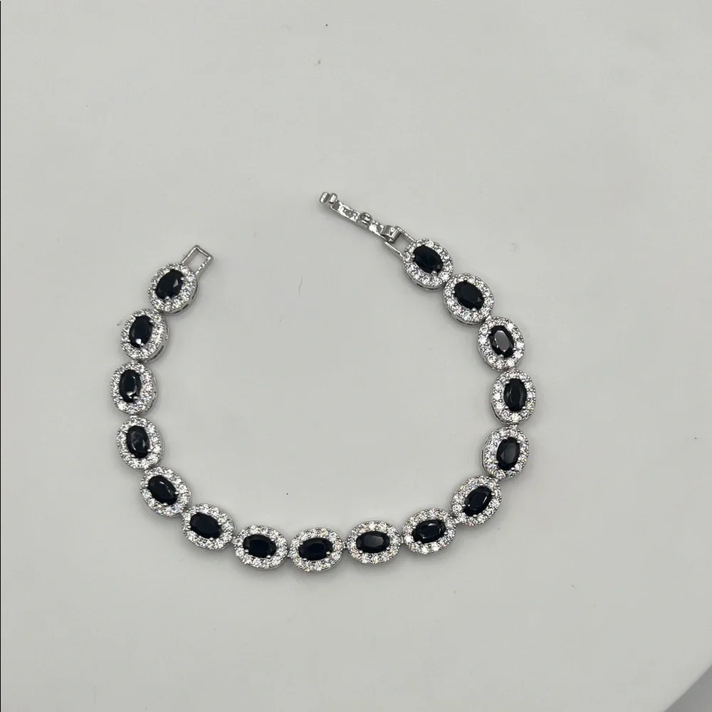 213. White Gold Plated Onyx Stone Bracelet with CZ 6 1/2”